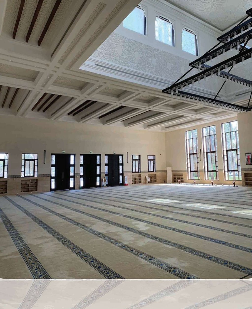 Decorative gypsum ceiling across the prayer hall of H.H. Sheikh Sultan Bin Zayed the First Mosque, Abu Dhabi